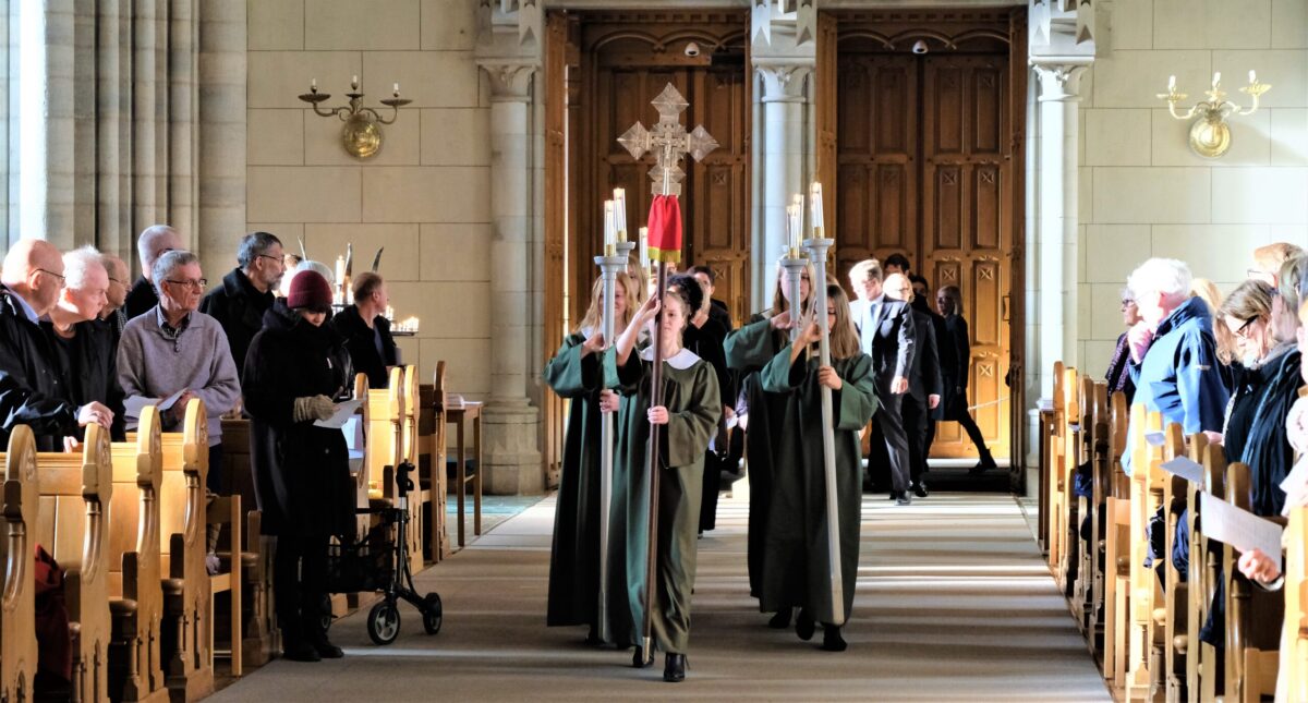 Vad är Skillnaden Mellan Ortodoxa Och Katolska Kyrkan